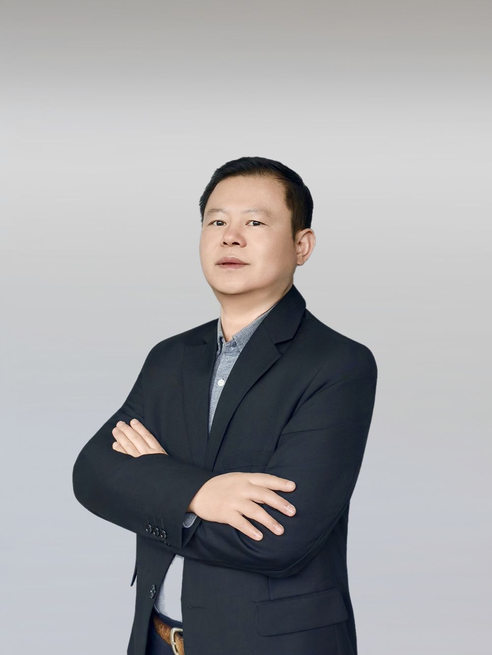 张三