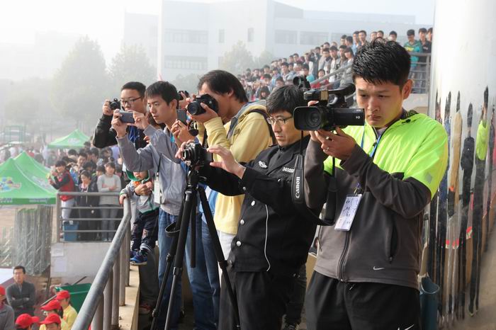 记录精彩瞬间的摄影师们