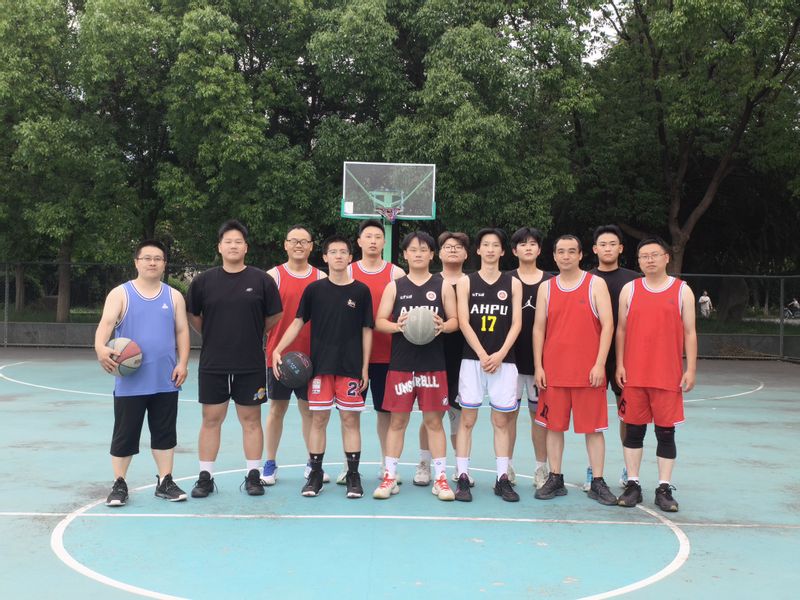 迎篮逐梦，不负韶华——经管学院...
