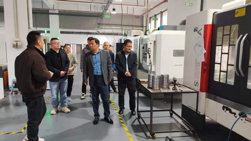 人工智能学院赴蚌埠市开展访企拓...